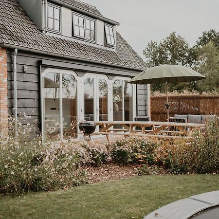 Nieuw Landelijk Vakantiehuis Aan Zee Oostkapelle Buitenkant foto
